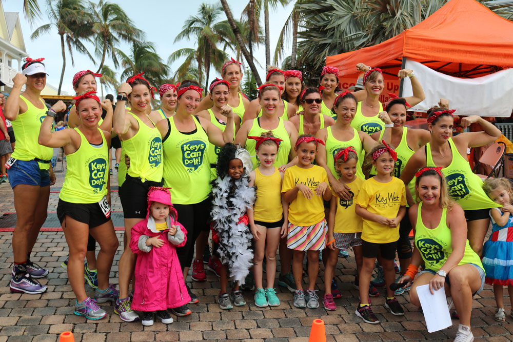 Heroes and Villains 5K 2017 photo - Duval Street, Key West